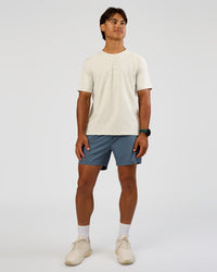 Man wearing Base Heavyweight FLXCotton Tee Regular Fit -8cm - Silver Marl | Model:George | Size:M