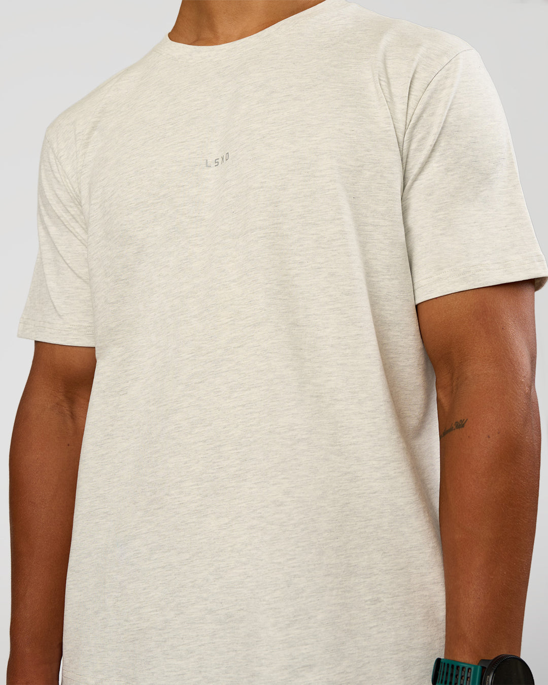 Man wearing Base Heavyweight FLXCotton Tee Regular Fit -8cm - Silver Marl | Model:George | Size:M