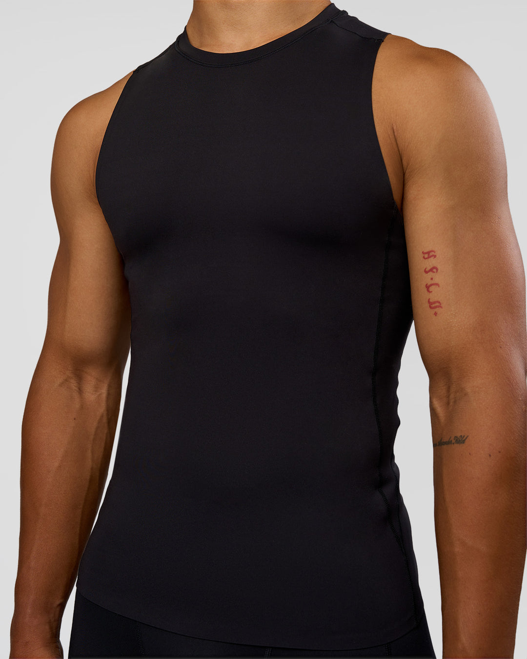 Man wearing BaseTech Tank - Black | Model:George | Size:M