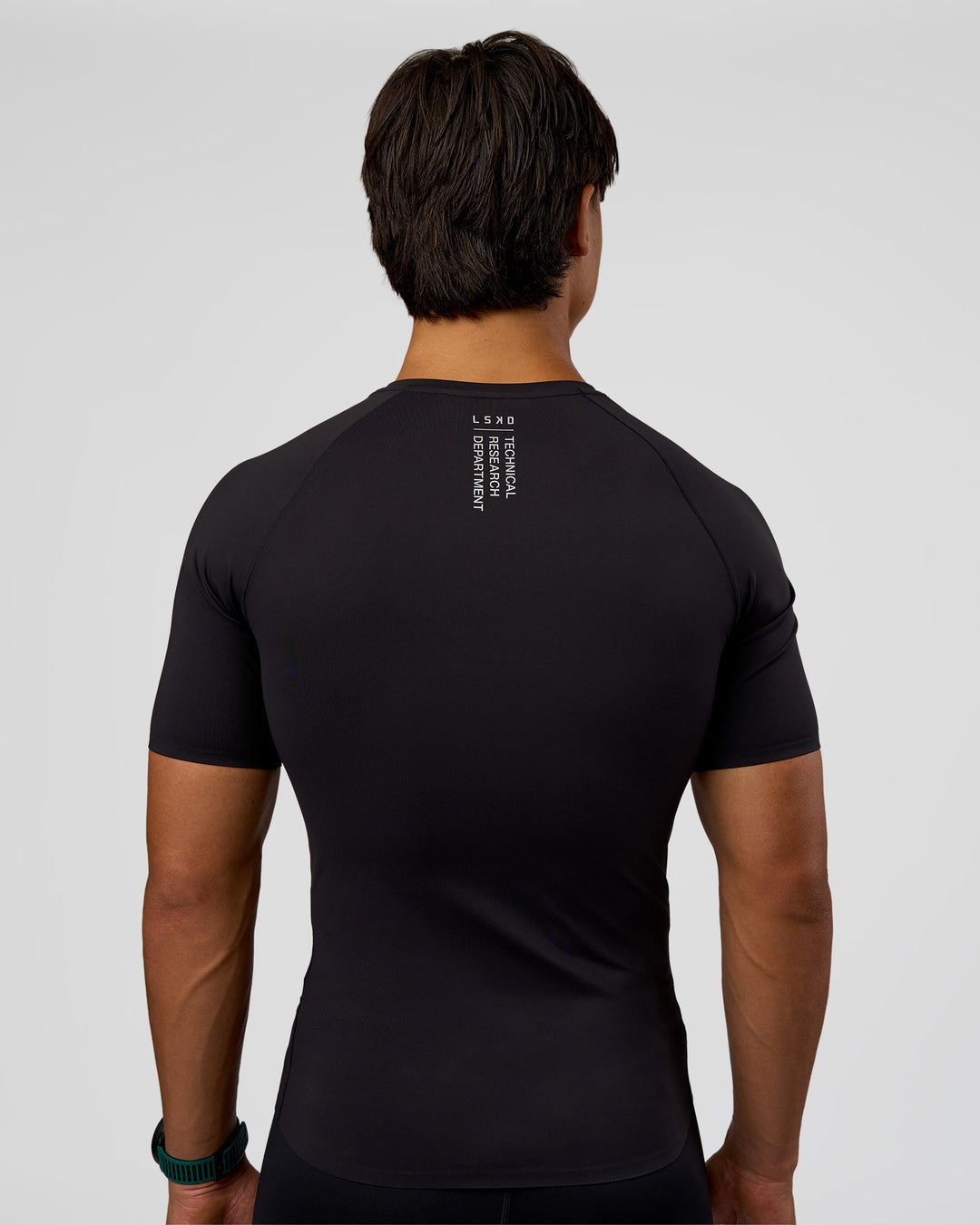 Man wearing BaseTech Tee - Black | Model:George | Size:M