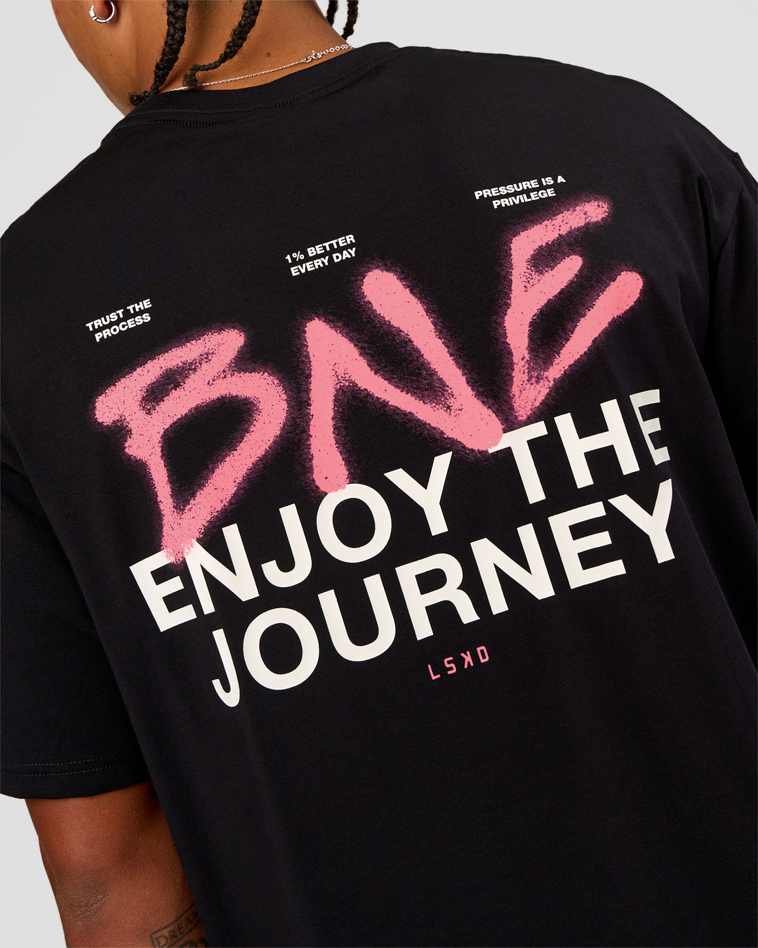 Man wearing CFT BNE 26 FLXCotton Oversized Tee in Black | Model:Malebo | Size:M