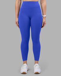 Woman wearing Fusion Ultra High-Rise 7/8 Legging - Power Cobalt | Model:Amy | Size:M