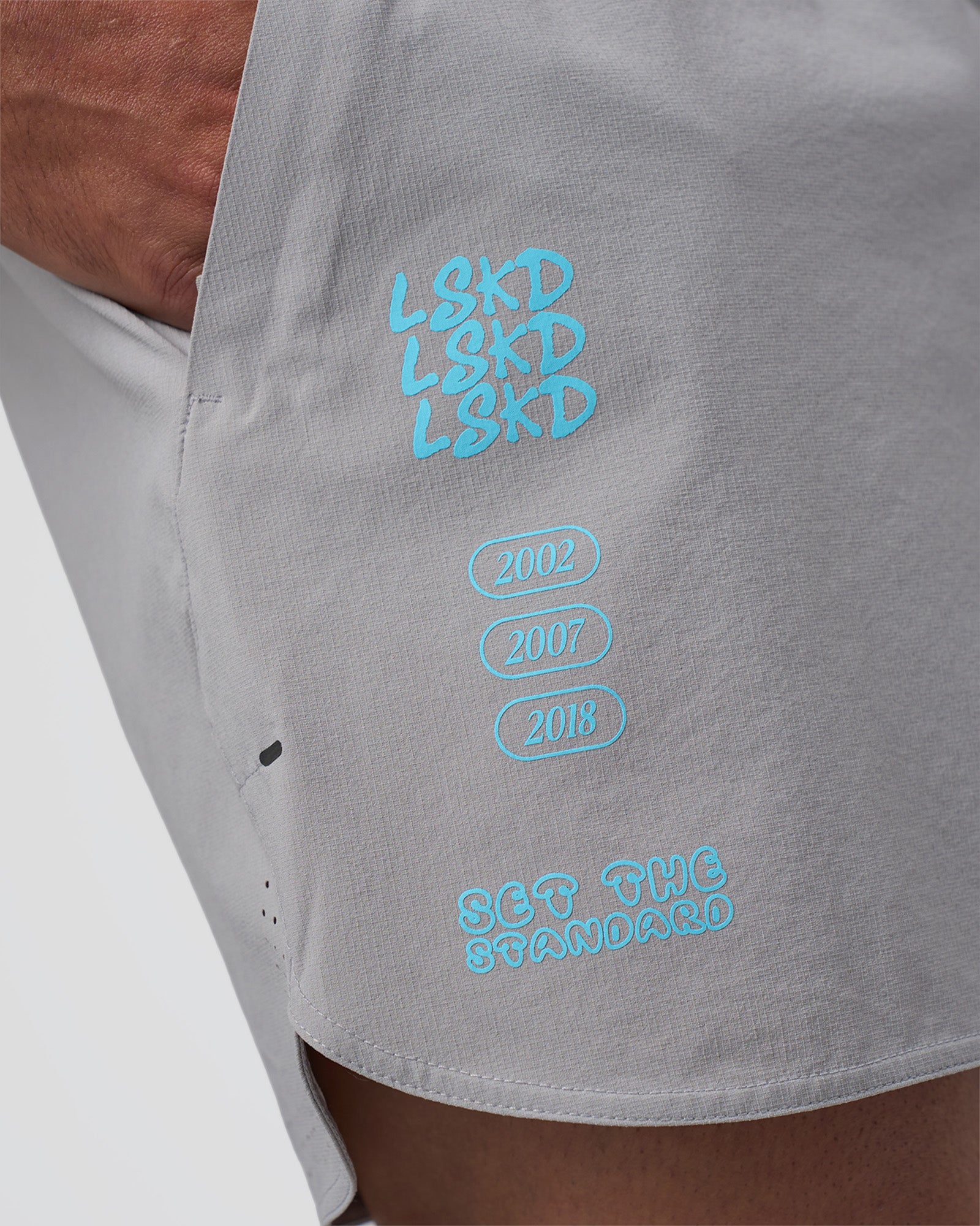 Man wearing Lift 6" Short - Alloy-Baltic Sea | Model:Konnor | Size:M