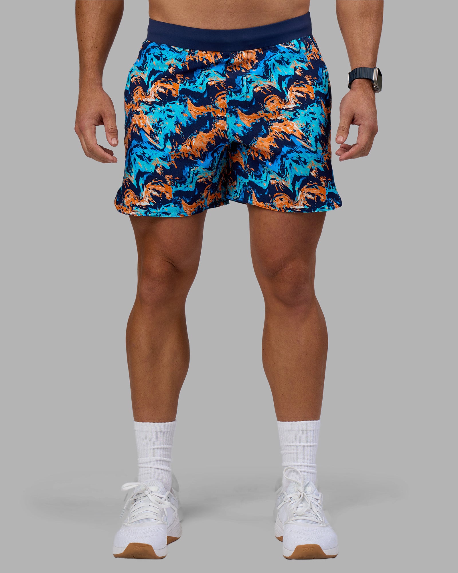 Man wearing Lift 6" Short - React Print | Model:Jaiden | Size:M