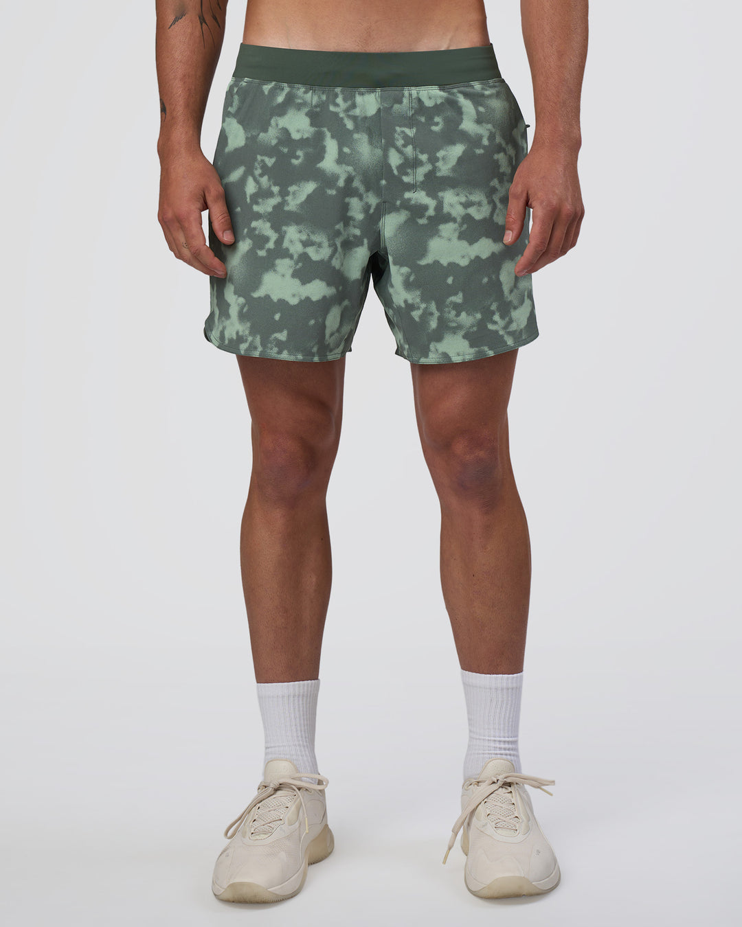 Man wearing Lift 6" Short - Washed Camo Carbon | Model:Konnor | Size:M