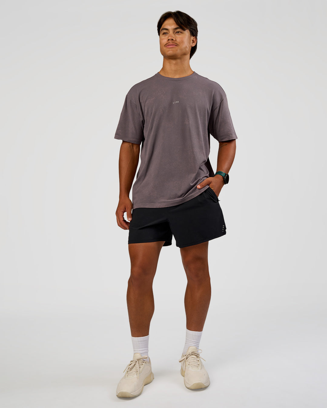 Man wearing Power Oversized Tee - Duskstone Washed | Model:George | Size:M