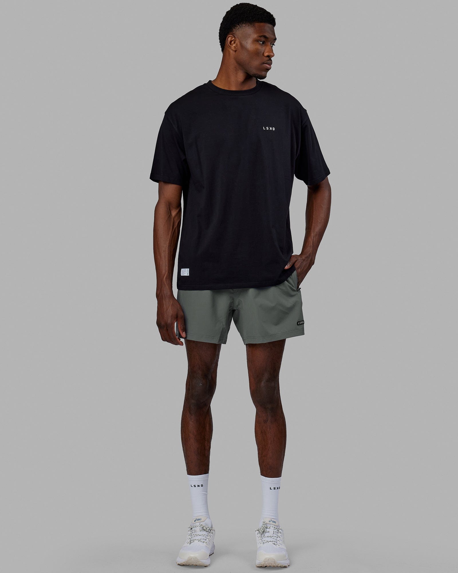on メンズ 5\" Performance Shorts Mブラック Men's 5