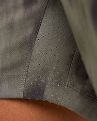 Man wearing Rep 7" Performance Short - Camo Washed Walnut Grey | Model:George | Size:M
