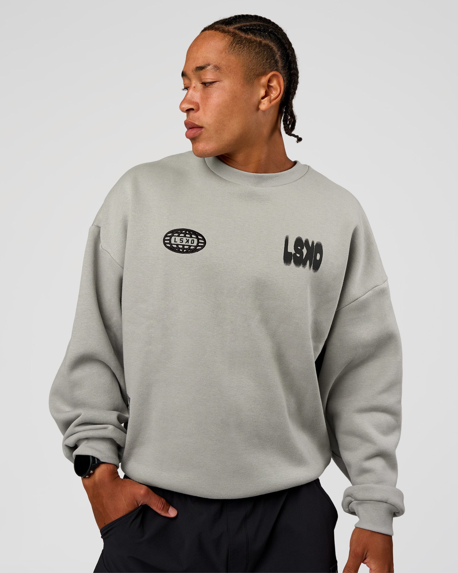 OAMC （オーエーエムシー）  STATIC Crewneck TIN Static Grit Boxy Crew - Alloy-Black | LSKD