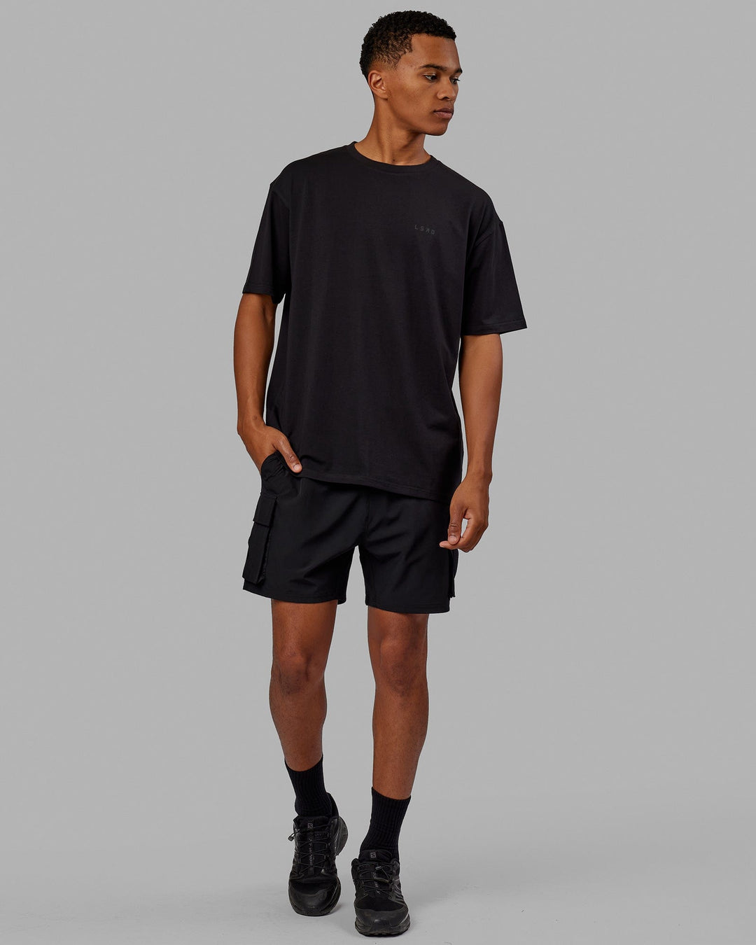 Man wearing Unisex VS5 FLXCotton Tee Oversize - Black-Black