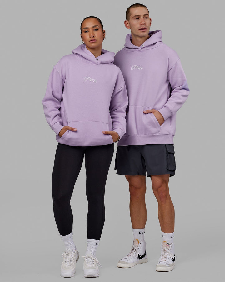 Duo wearing Mad Happy Hoodie Oversize - Pale Lilac