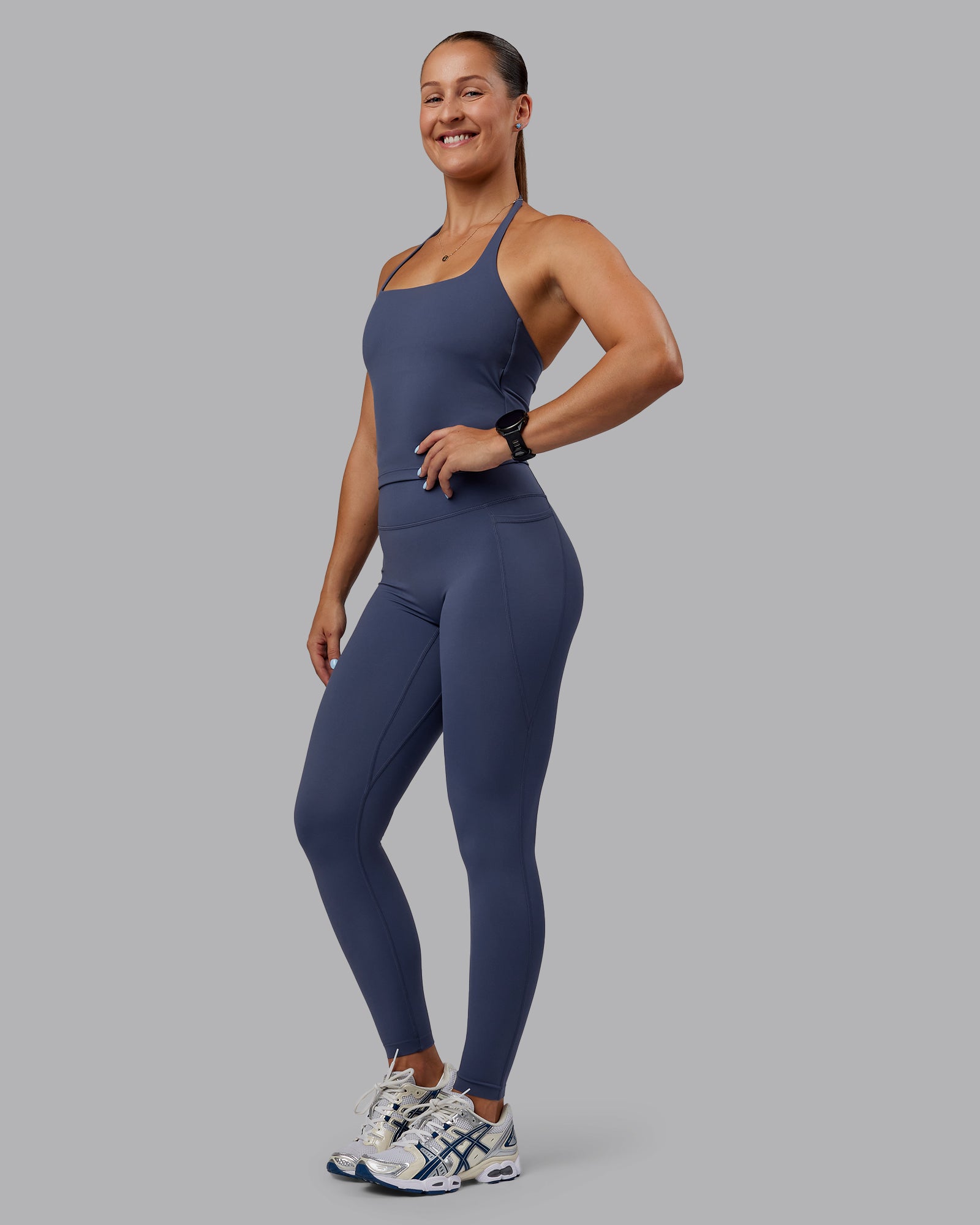 Woman wearing Abs Elixir Ultra High-Rise Full Length Legging Pockets - Nightshadow Blue