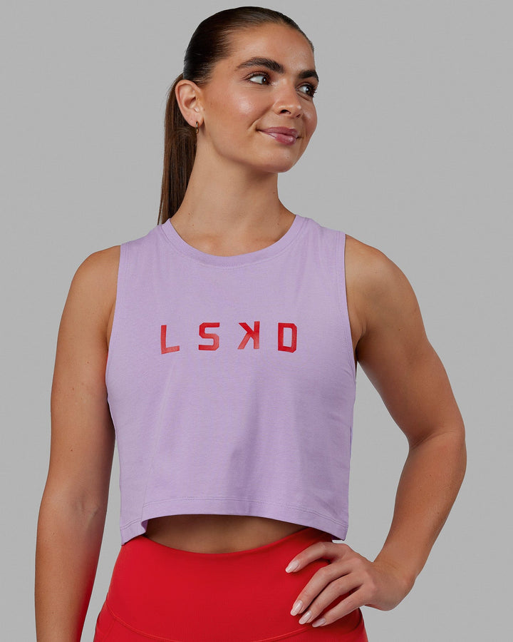 Woman wearing Agile FLXCotton Tank - Pale Lilac-Infrared