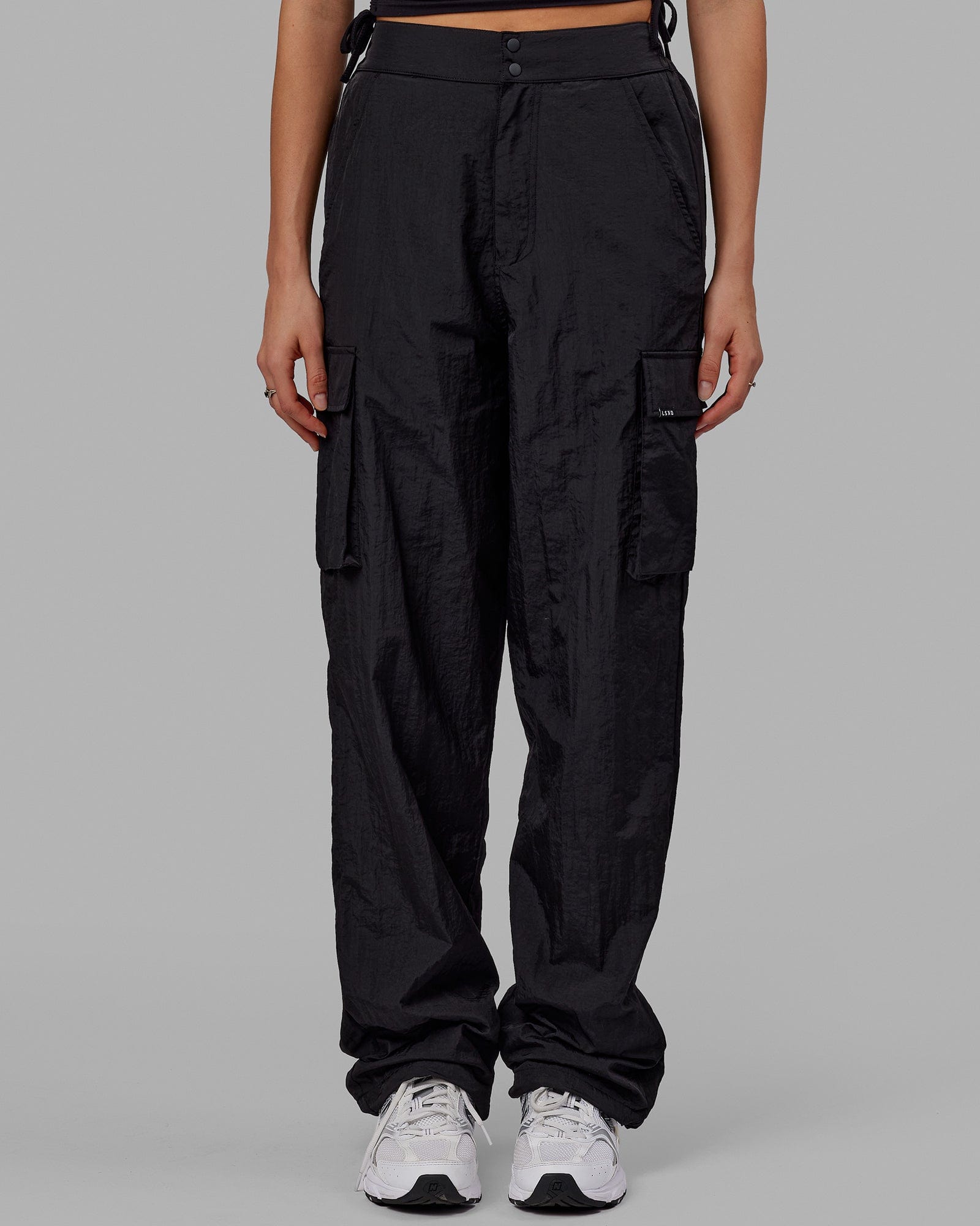 Elastic cargo pants hotsell