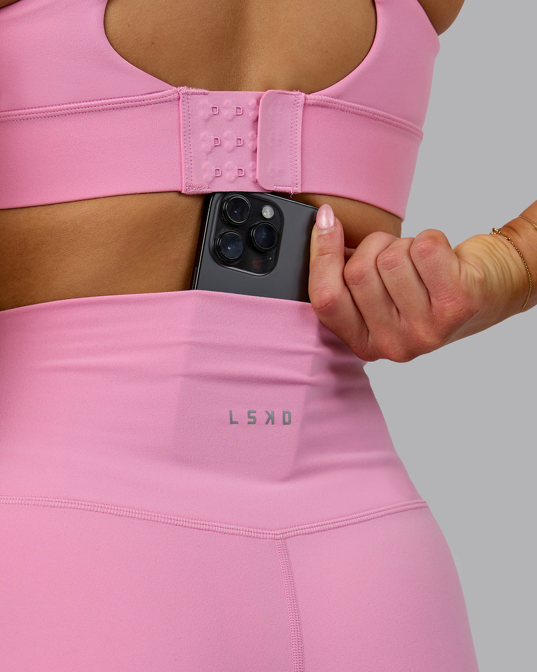 Woman wearing Base 2.0 Ultra High-Rise 7/8 Legging - Bubblegum