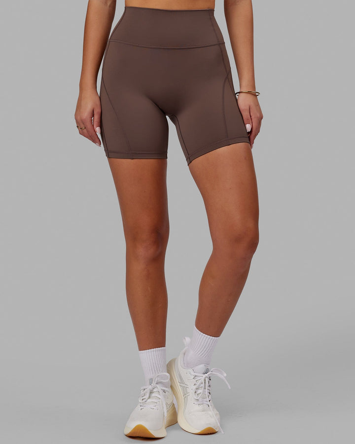 Woman wearing Bend Mid Short Tight - Peppercorn