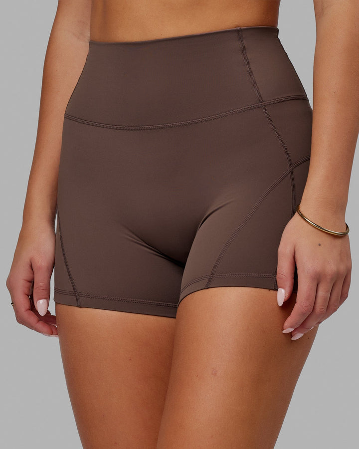 Woman wearing Bend X-Short Tight - Peppercorn