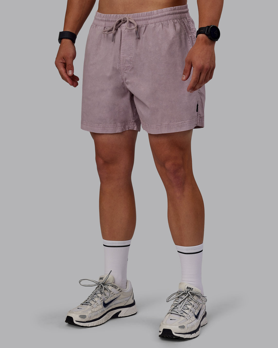 Man wearing Washed Daily 5&quot; Shorts - Greyish Purple