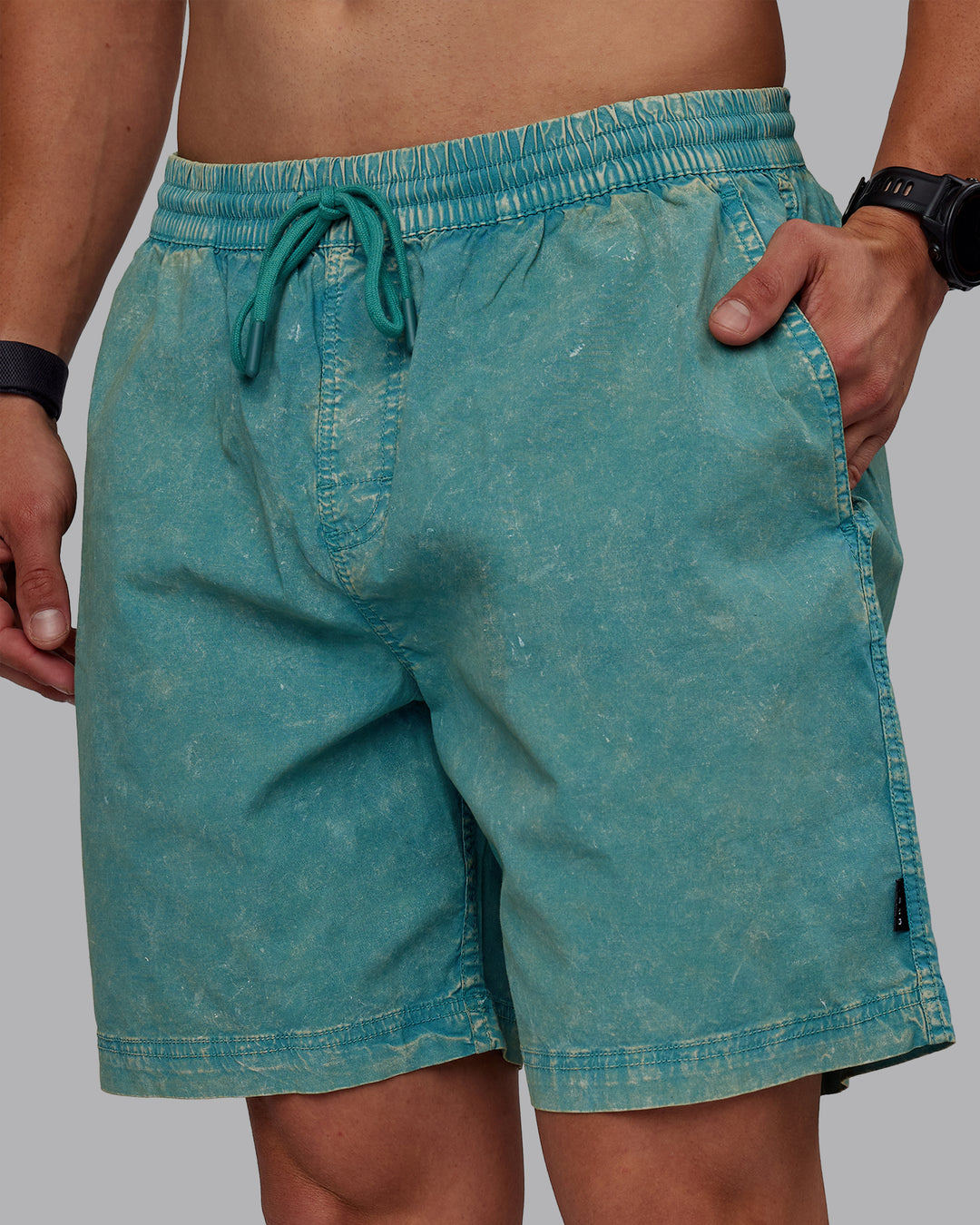 Man wearing Washed Daily 7&quot; Shorts - Sagebrush
