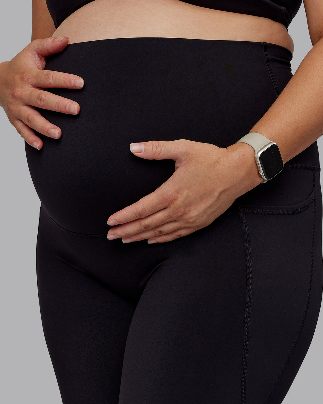 Woman wearing Elixir Ultra High-Rise Maternity Full Length Legging Pockets - Black | Model:Nevada | Size:M