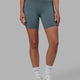 Woman wearing Elixir Mid Short Tights - Storm