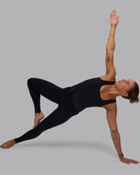 Woman wearing Elixir Ultra High-Rise Tall Legging Pockets - Black