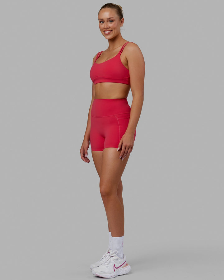 Woman wearing Elixir X-Short Tights With Pockets - Raspberry