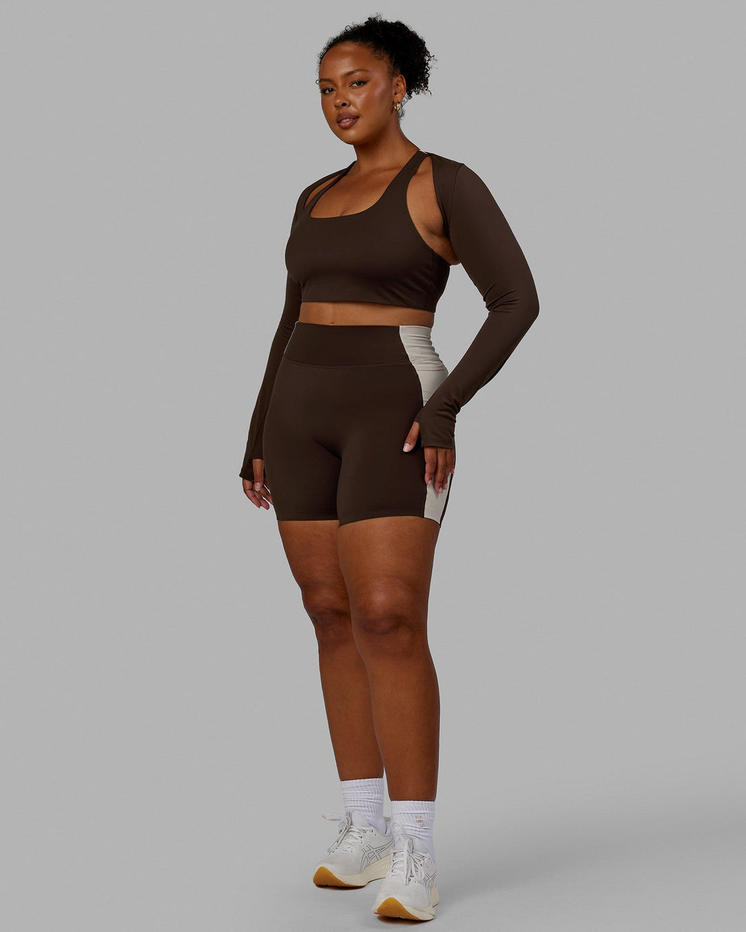 Woman wearing Energy LS Bolero - Dark Chocolate