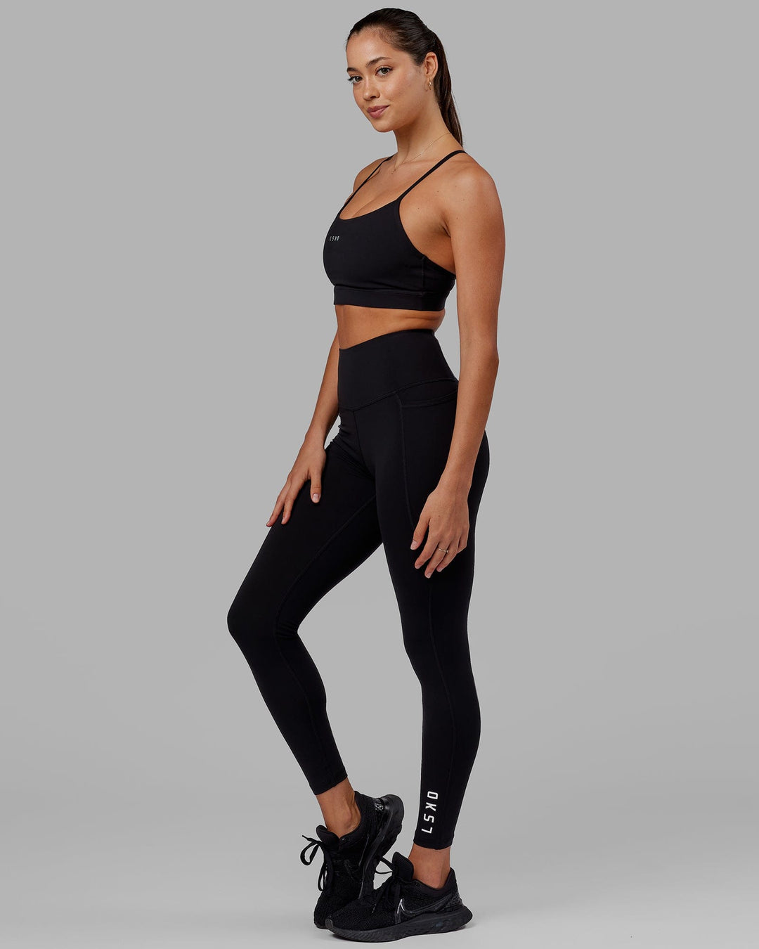 Woman wearing Flux Ultra High-Rise Full Length Legging Pockets - Black