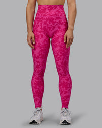 Woman wearing Fusion Ultra High-Rise Full Length Legging Pockets - Strawberry-Lava Lamp | Model:Zoe | Size:S