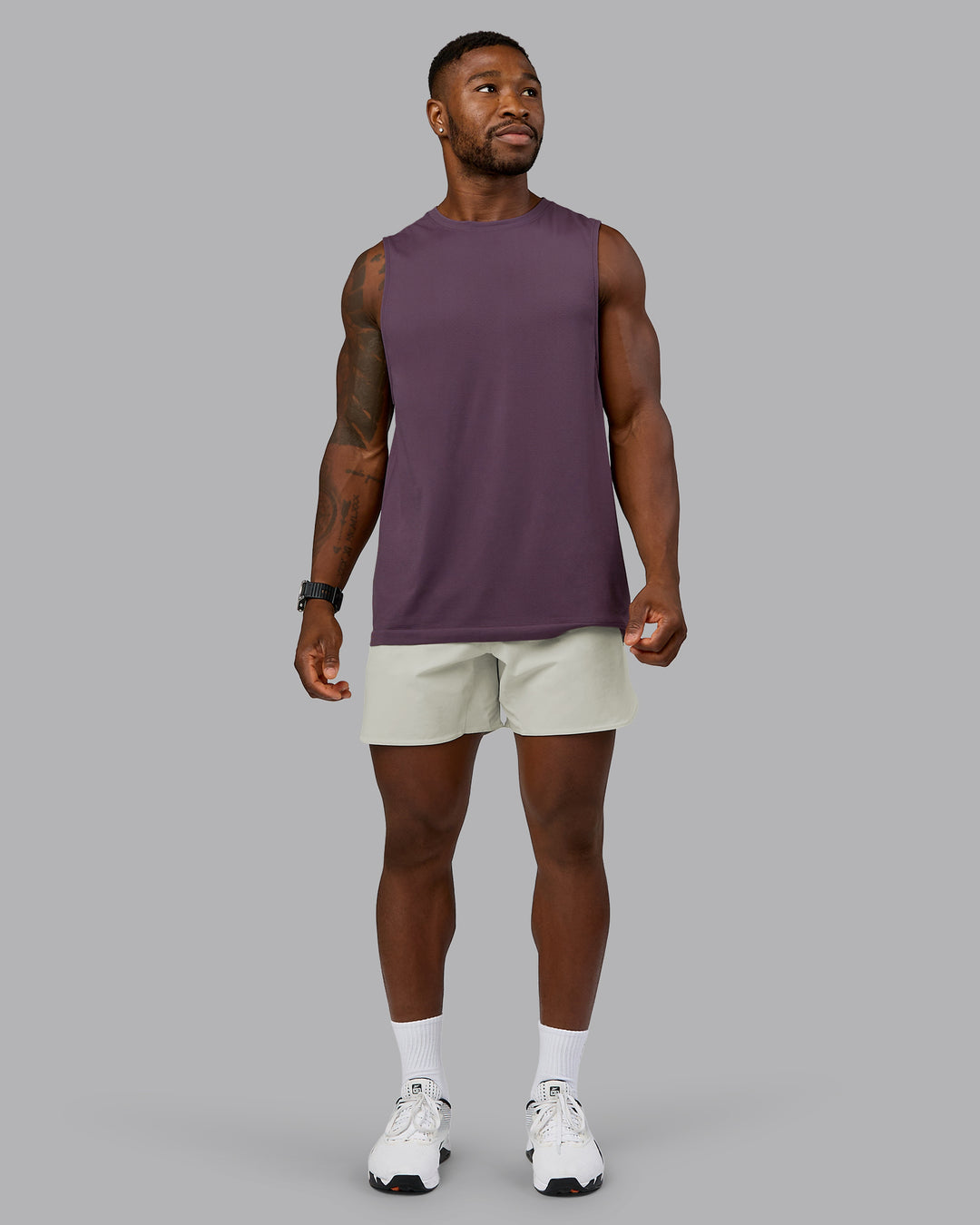 Man wearing Lift 6&quot; Performance Short - Bone | Model:Sam | Size:L