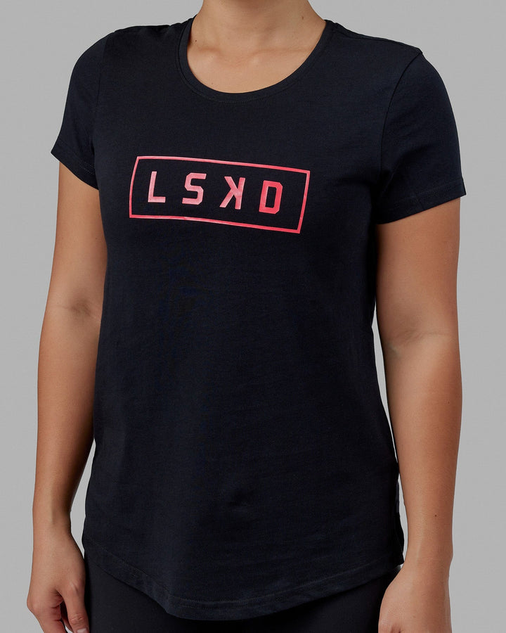 Woman wearing Luna Tee - Black-Raspberry