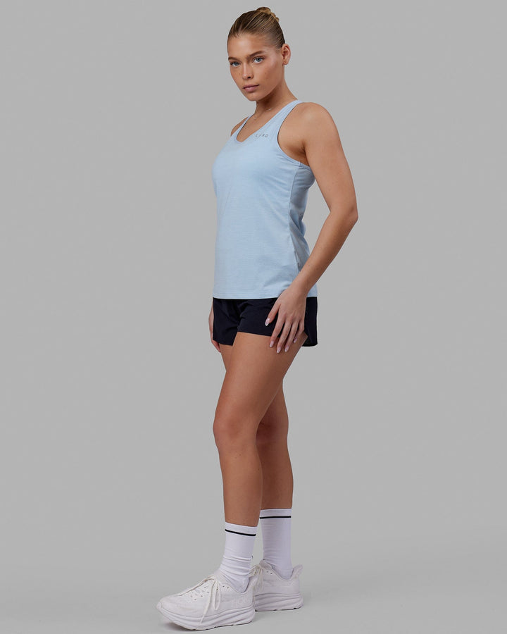 Woman wearing Perform VapourFLX Tank - Windsurfer Marl