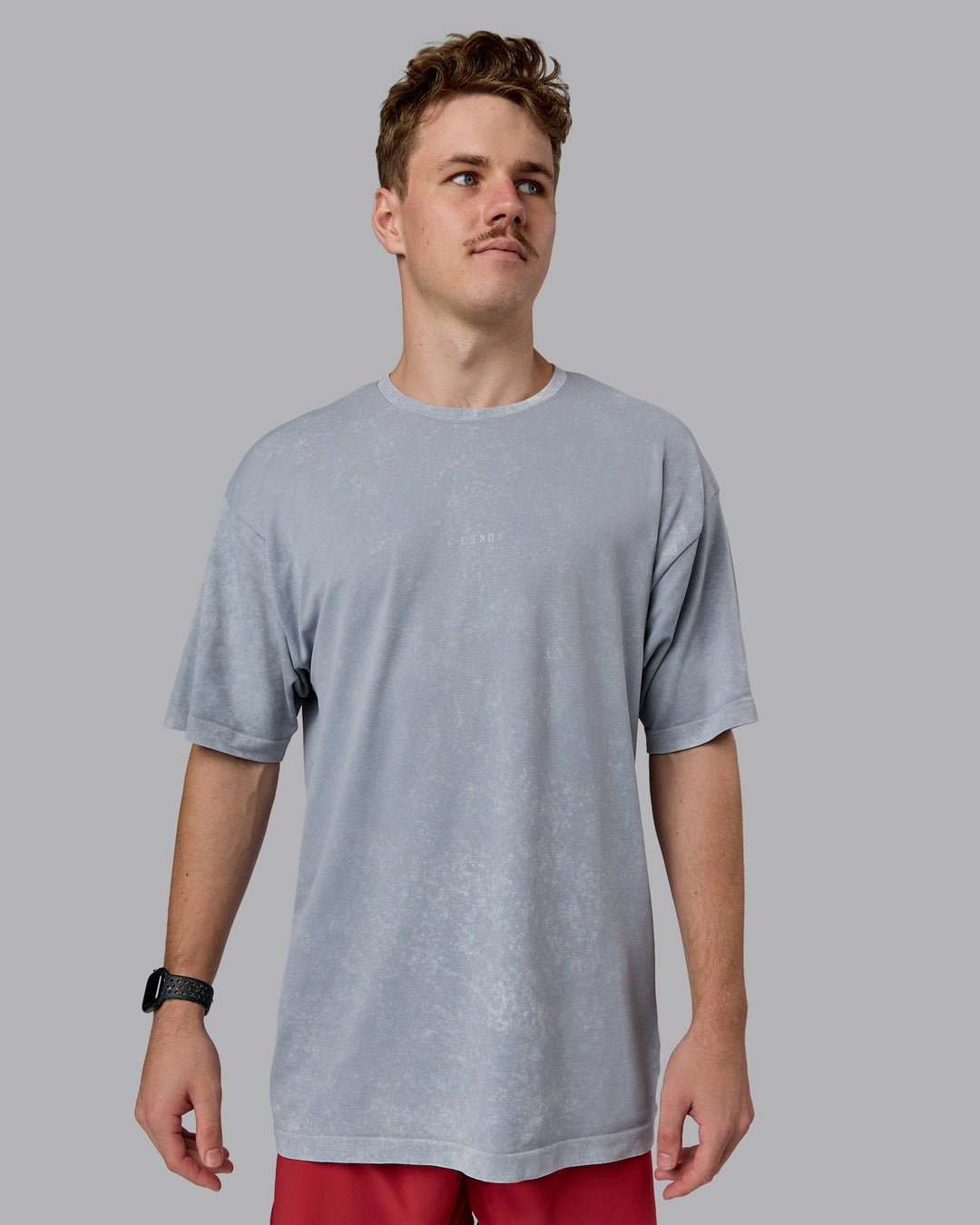 Man wearing Power Oversized Tee - Tradewinds Washed | Model:Cameron | Size:M