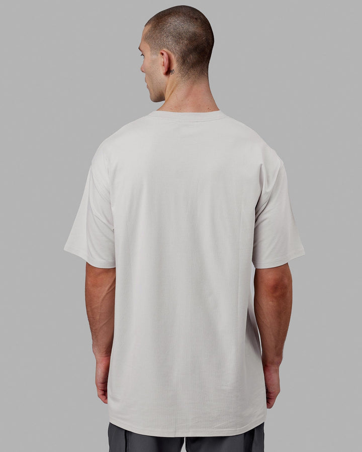 Man wearing Proximity Long Line Tee Oversize - Lunar Rock