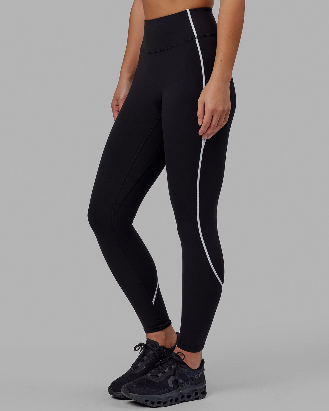 Woman wearing Pulse Full Length Tight - Black