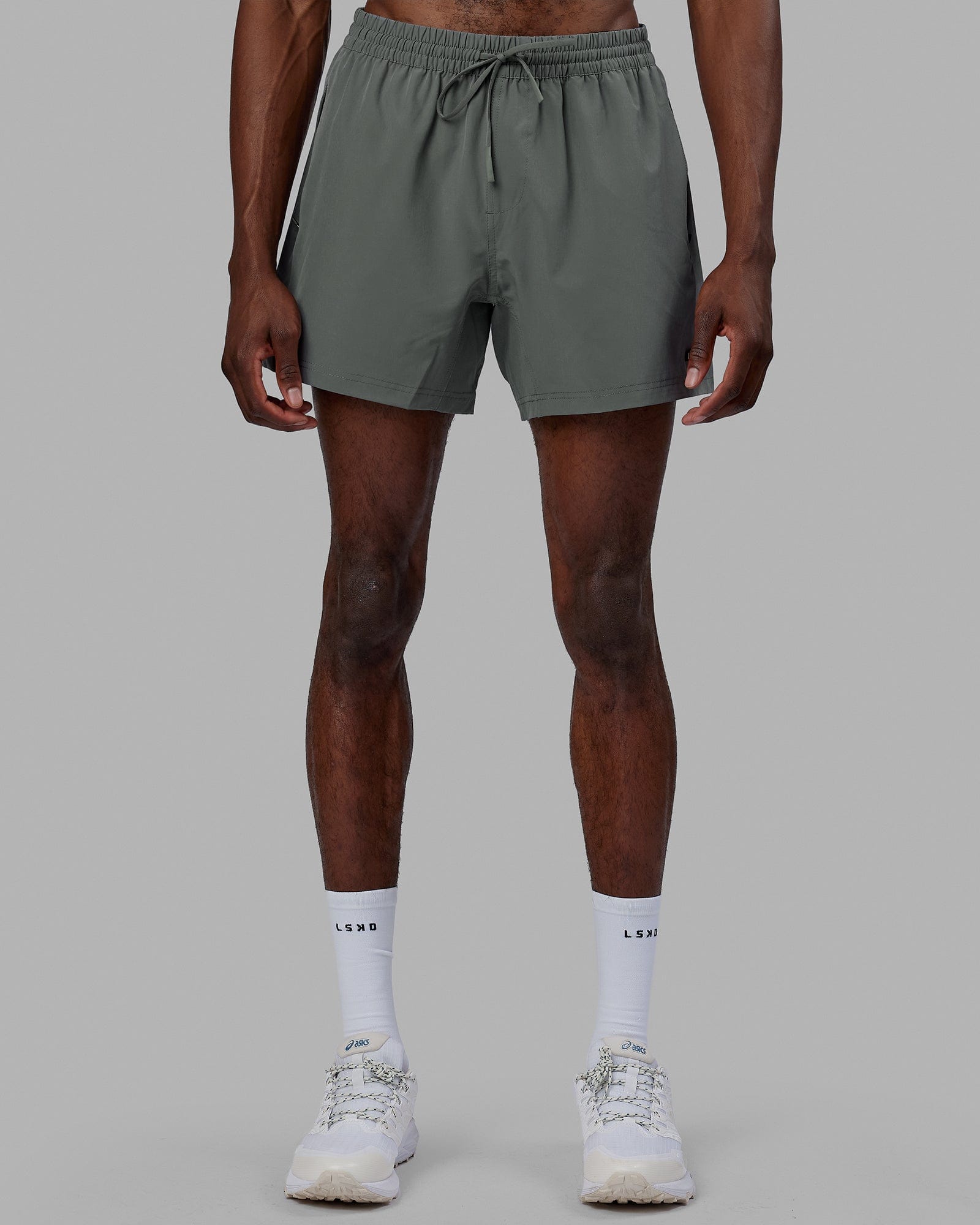 ★★EiDER★★ PERFORMANCE Performance Men's Carvico Short Sl Rep 5'' Performance Shorts - Graphite | LSKD