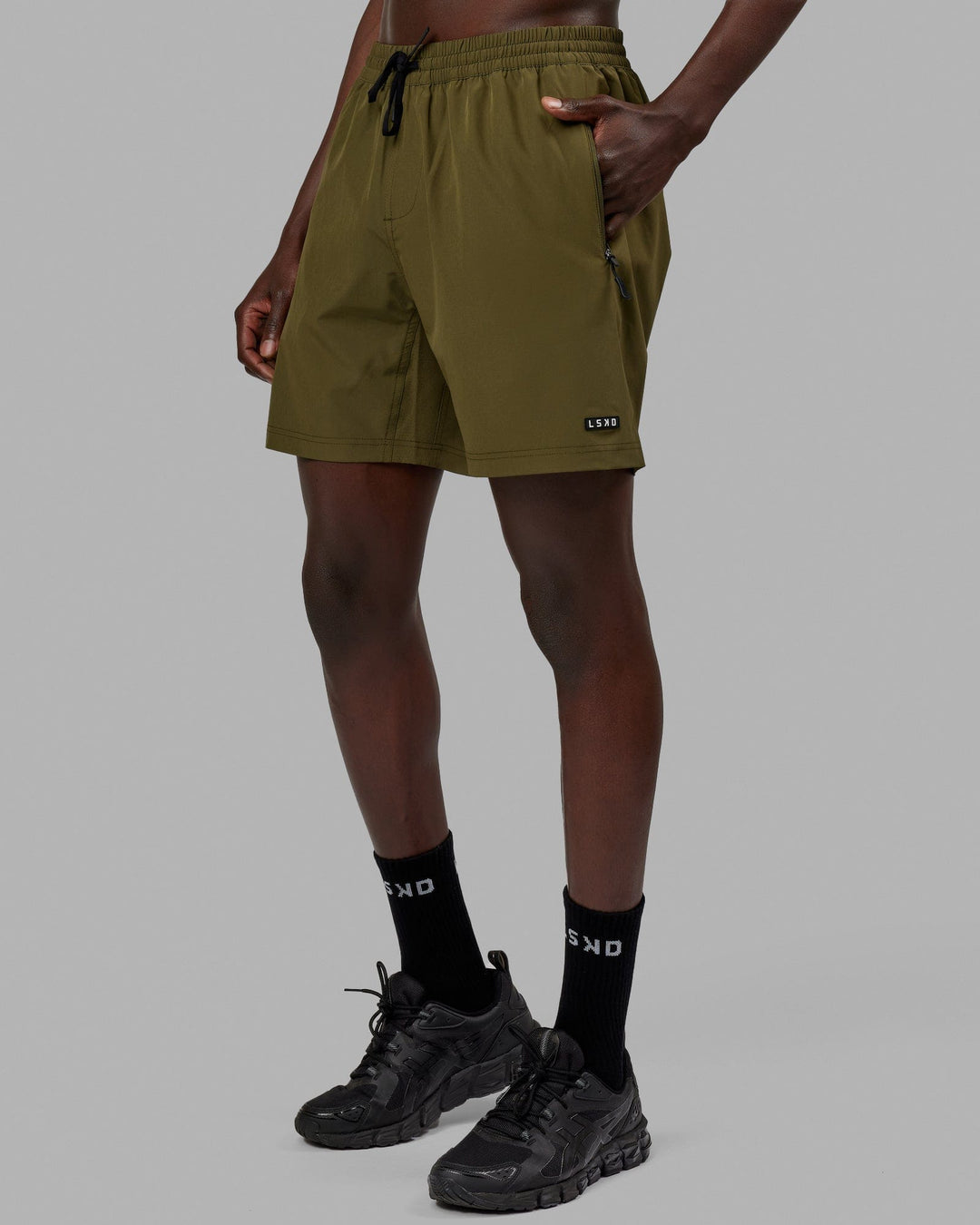 Man wearing Rep 7&