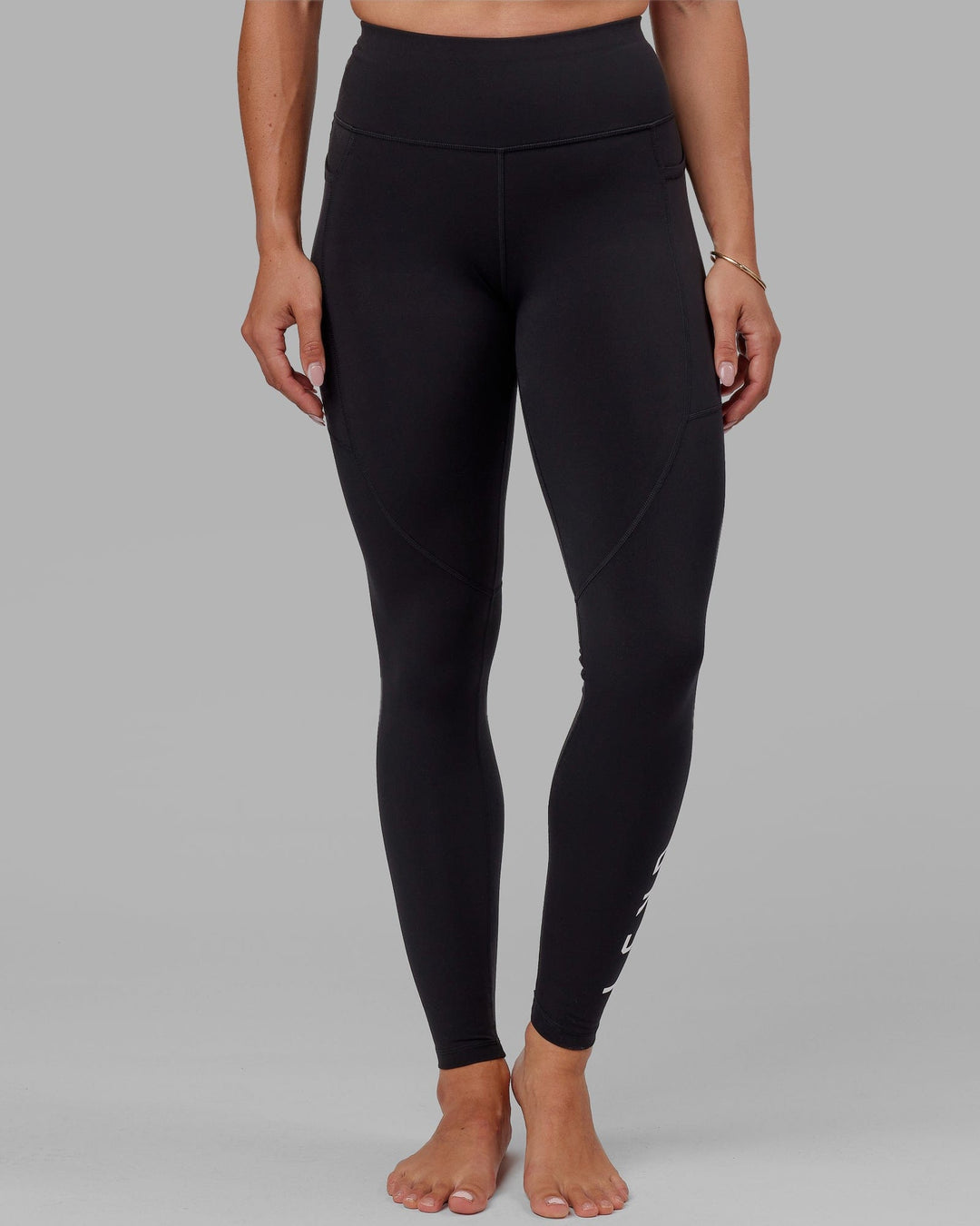 Woman wearing Rep X-Long Tight - Black-White