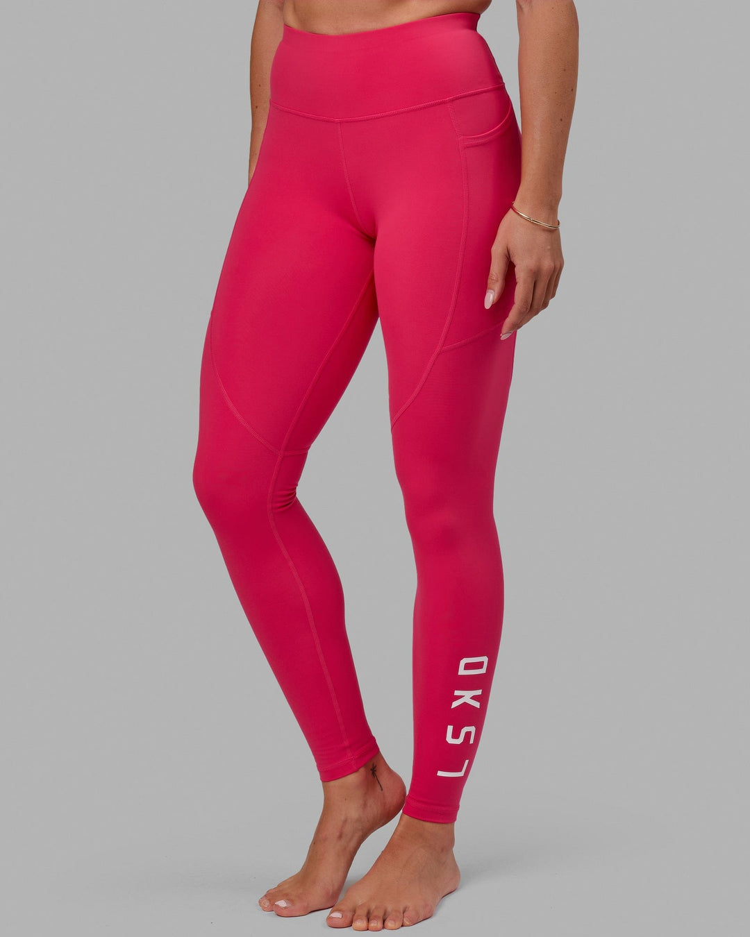 Woman wearing Rep Ultra High-Rise Tall Legging Pockets - Boysenberry | Model:Bree | Size:S