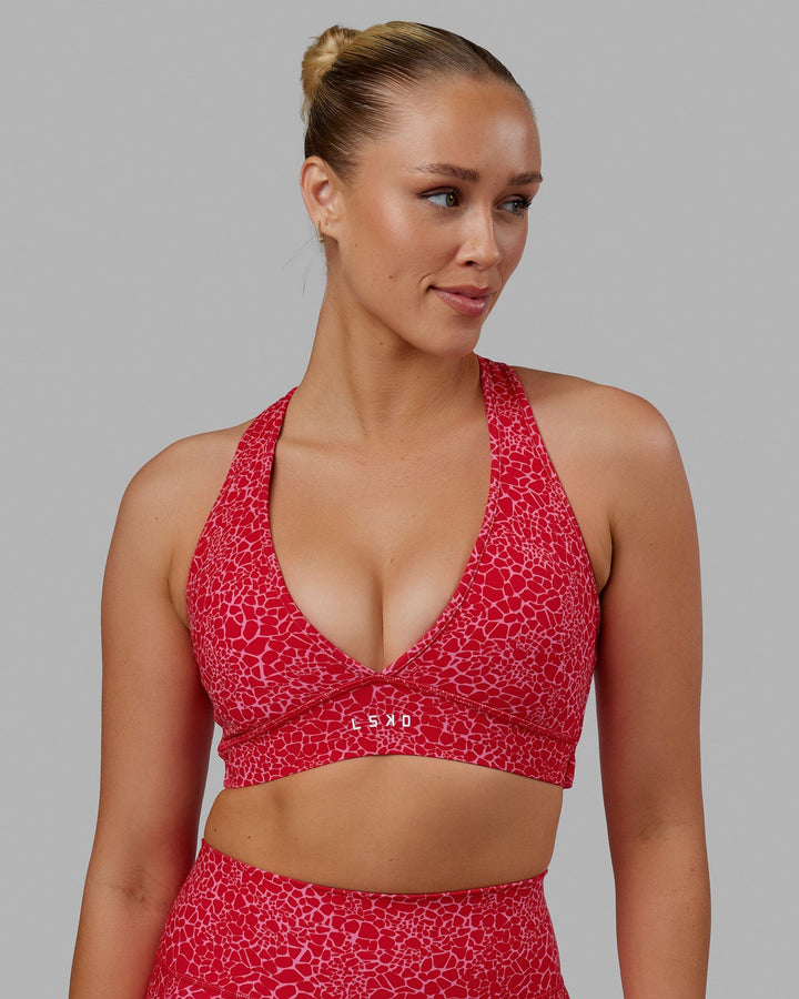 Woman wearing Stamina Sports Bra - Pink Vitality