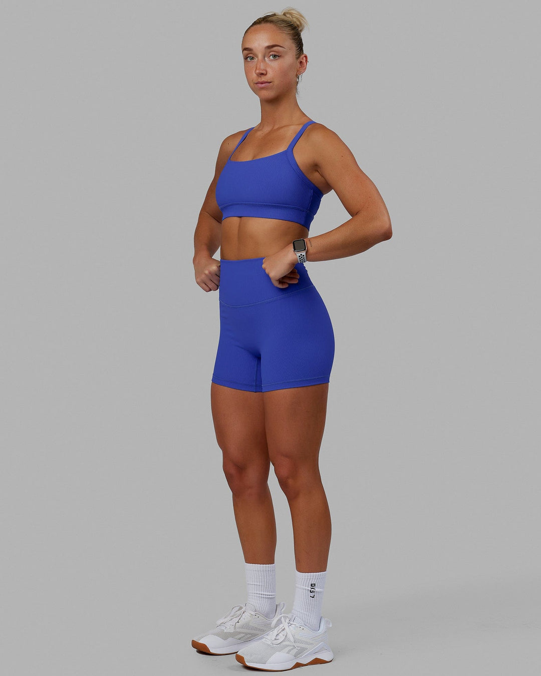 Woman wearing Strike Ribbed X-Short Tights - Power Cobalt