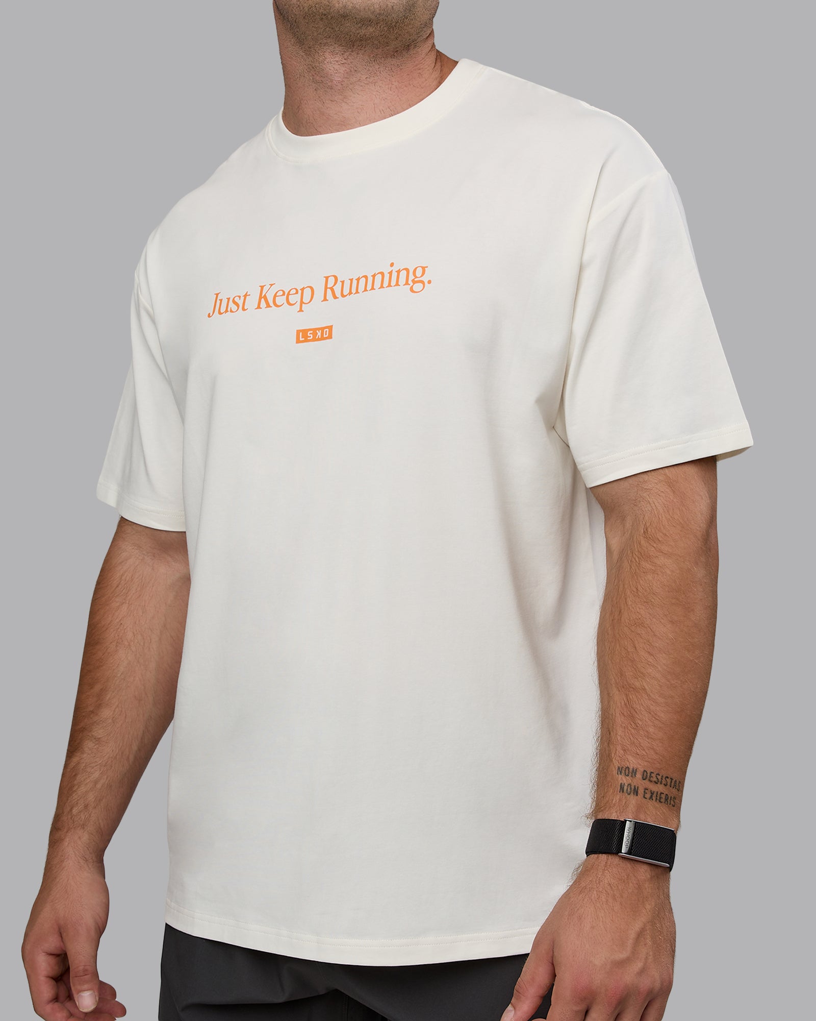 Just Keep Running FLXCotton Tee Oversize - Off White-Orange