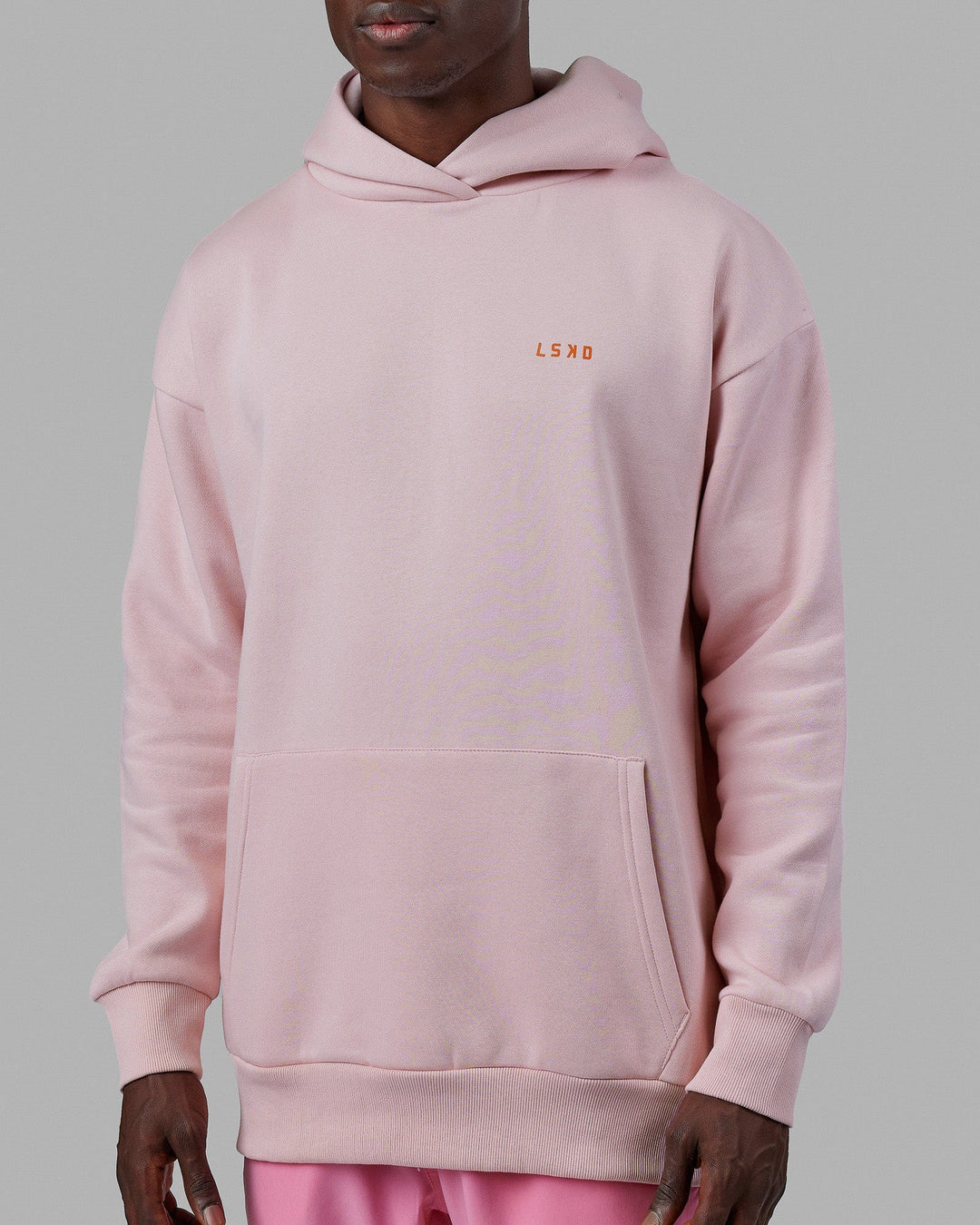 Man wearing Unisex Lift-Up Hoodie Oversize - Marshmallow