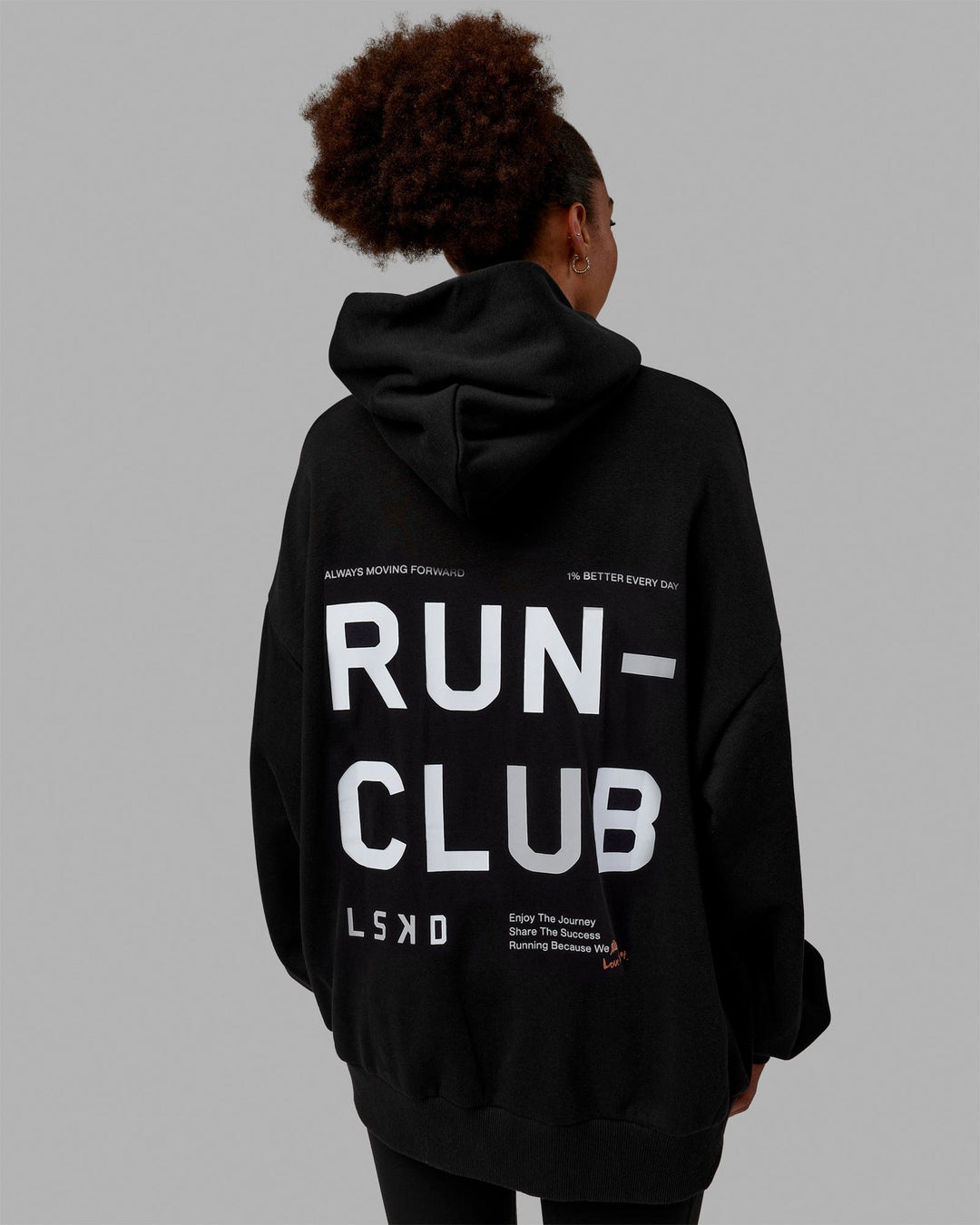 Woman wearing Unisex Love The Run Hoodie Oversize - Black-White