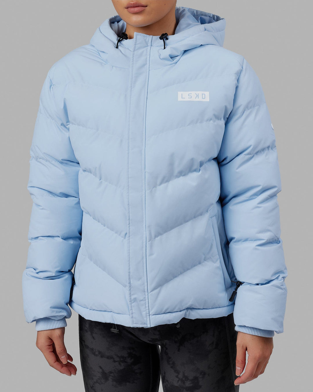 Woman wearing Roasted Puffer Jacket 23 - Windsurfer