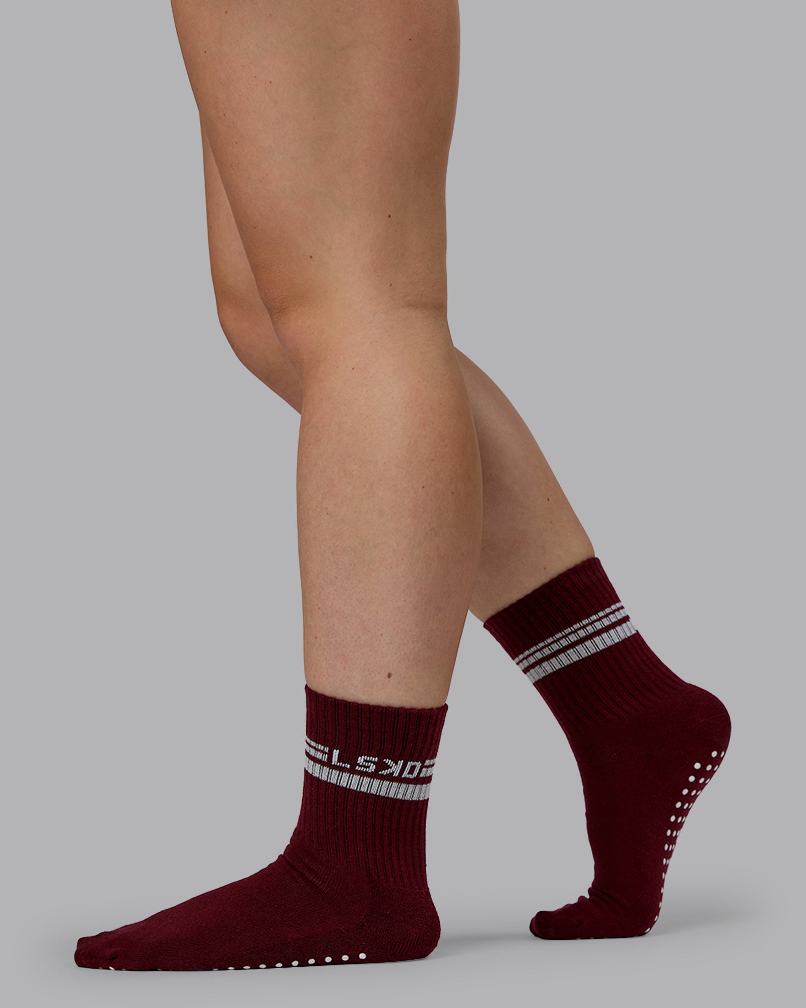 Movement Pilates Grip Sock - Cherry Lacquer Off-White