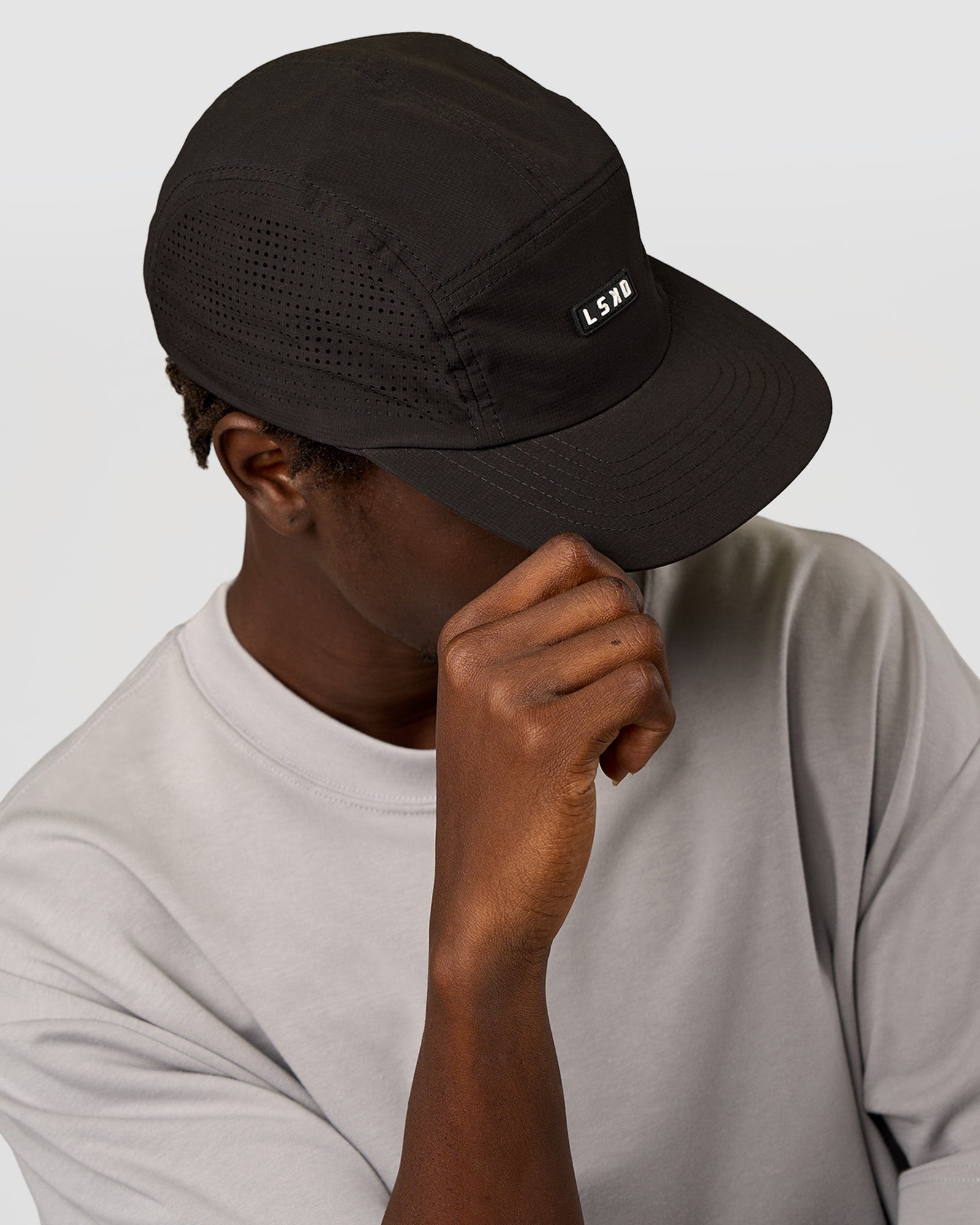 Run Club 2.0 Cap - Black-White