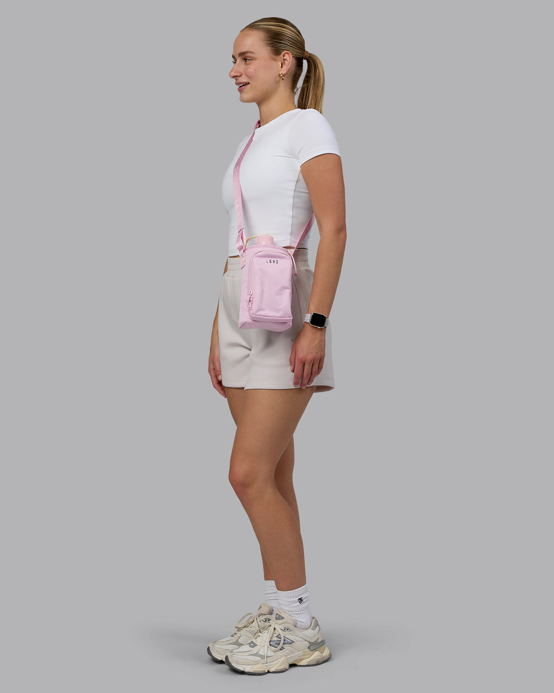 On The Go Water Bottle Sling - Pale Pink