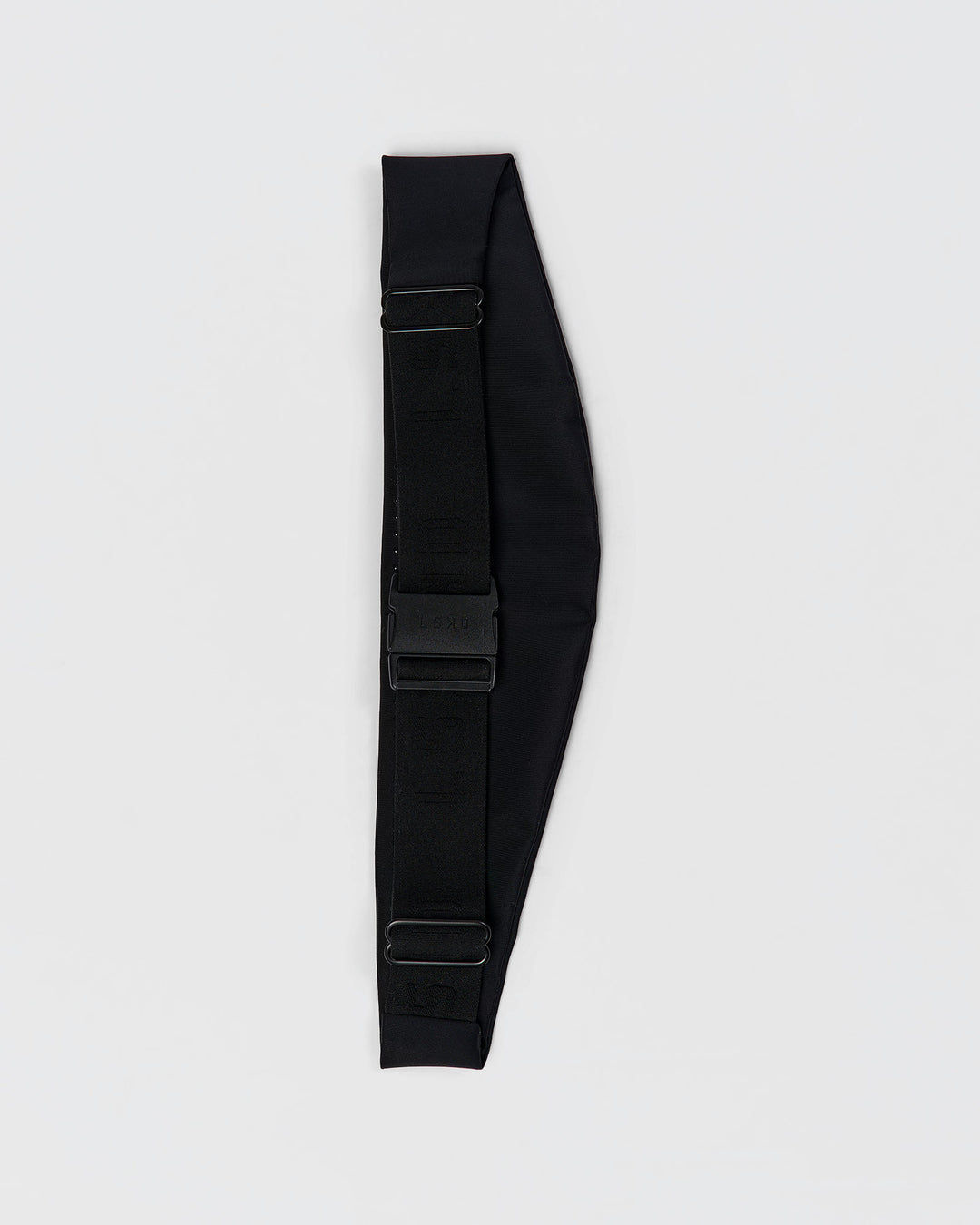 Woman wearing Pace Run Belt - Black-Reflective - view 5
